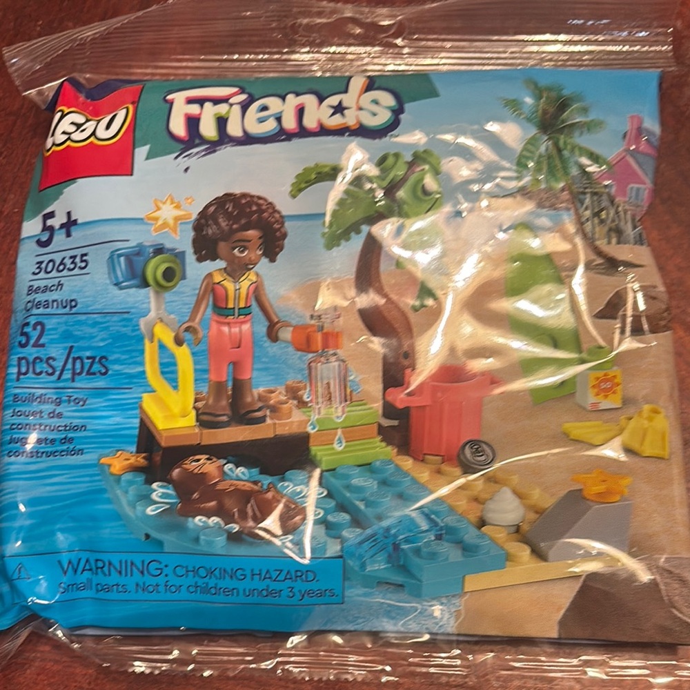 LEGO Friends Beach Cleanup (30635) set NIB